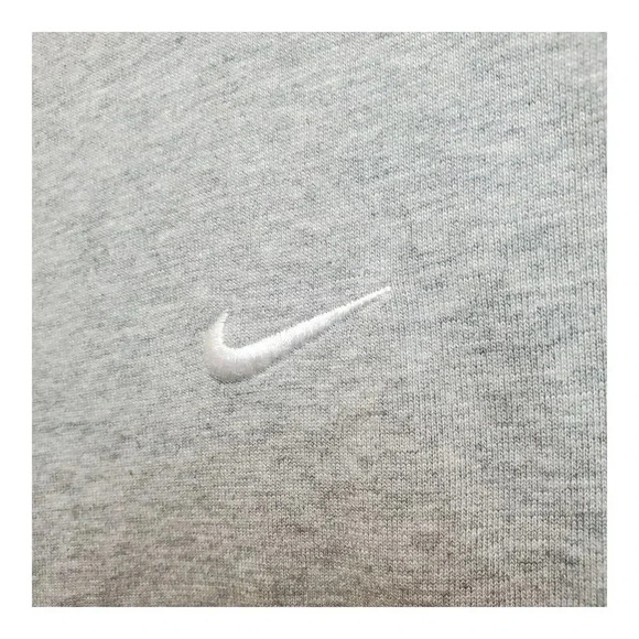 Nike Solo Swoosh Men XL Shirt Dark Grey Heather/White Embroidered Tee CV0559-063 - Picture 8 of 11